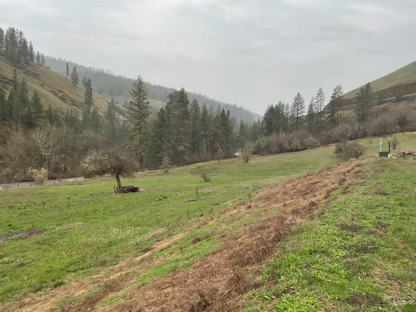 $450,000 | 1050 Cedar Ridge Road, Kendrick, ID 83537
