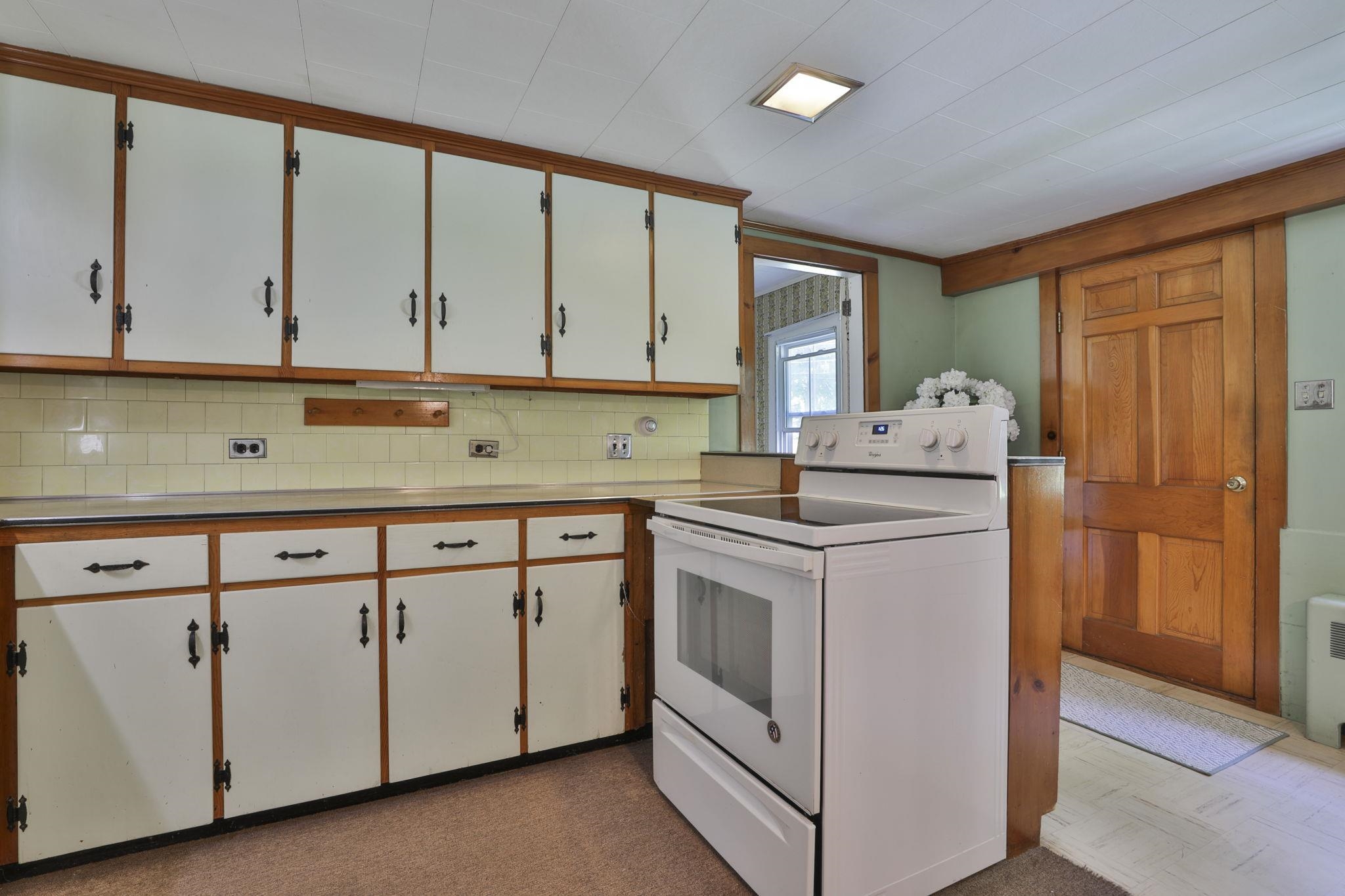 12 Old Milford Road Brookline, NH 03033 - Photo 10 of 25