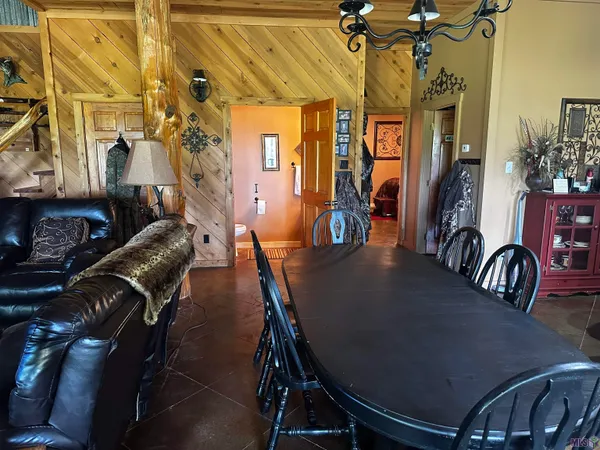 $1,100,000 | 309 Dyson Road, Montgomery, LA 71454