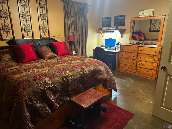 $1,100,000 | 309 Dyson Road, Montgomery, LA 71454
