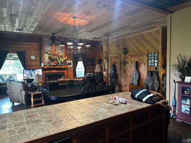 $1,500,000 | 309 Dyson Road, Montgomery, LA 71454