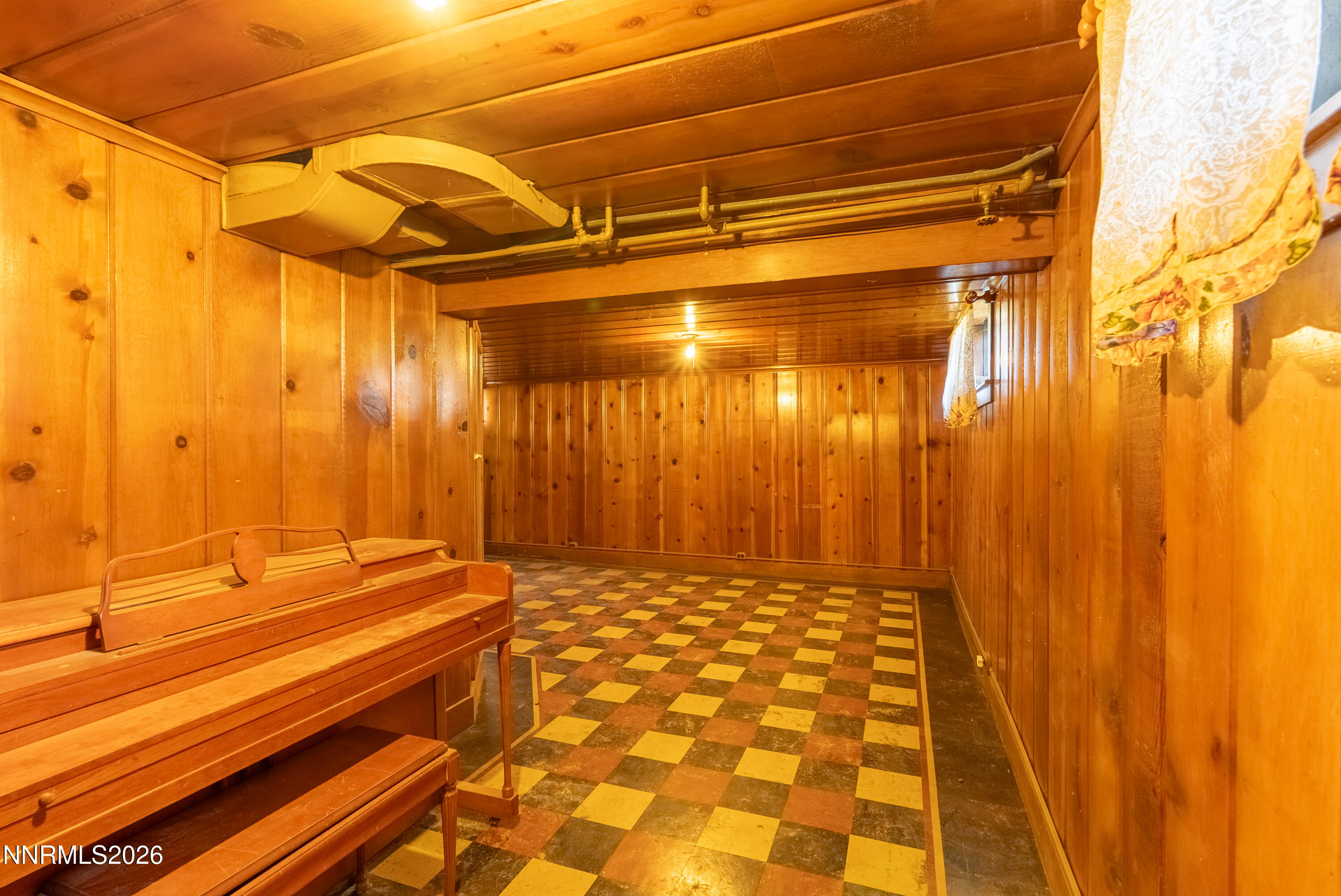 527 Marsh Avenue Reno, NV 89509 - Photo 9 of 14 DSC01731-HDR