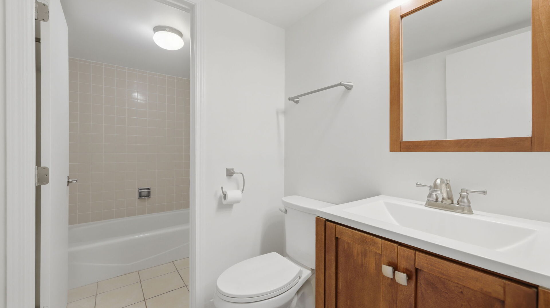 645 Briar Hill Lane, Unit 2 Addison, IL 60101 - Photo 11 of 20