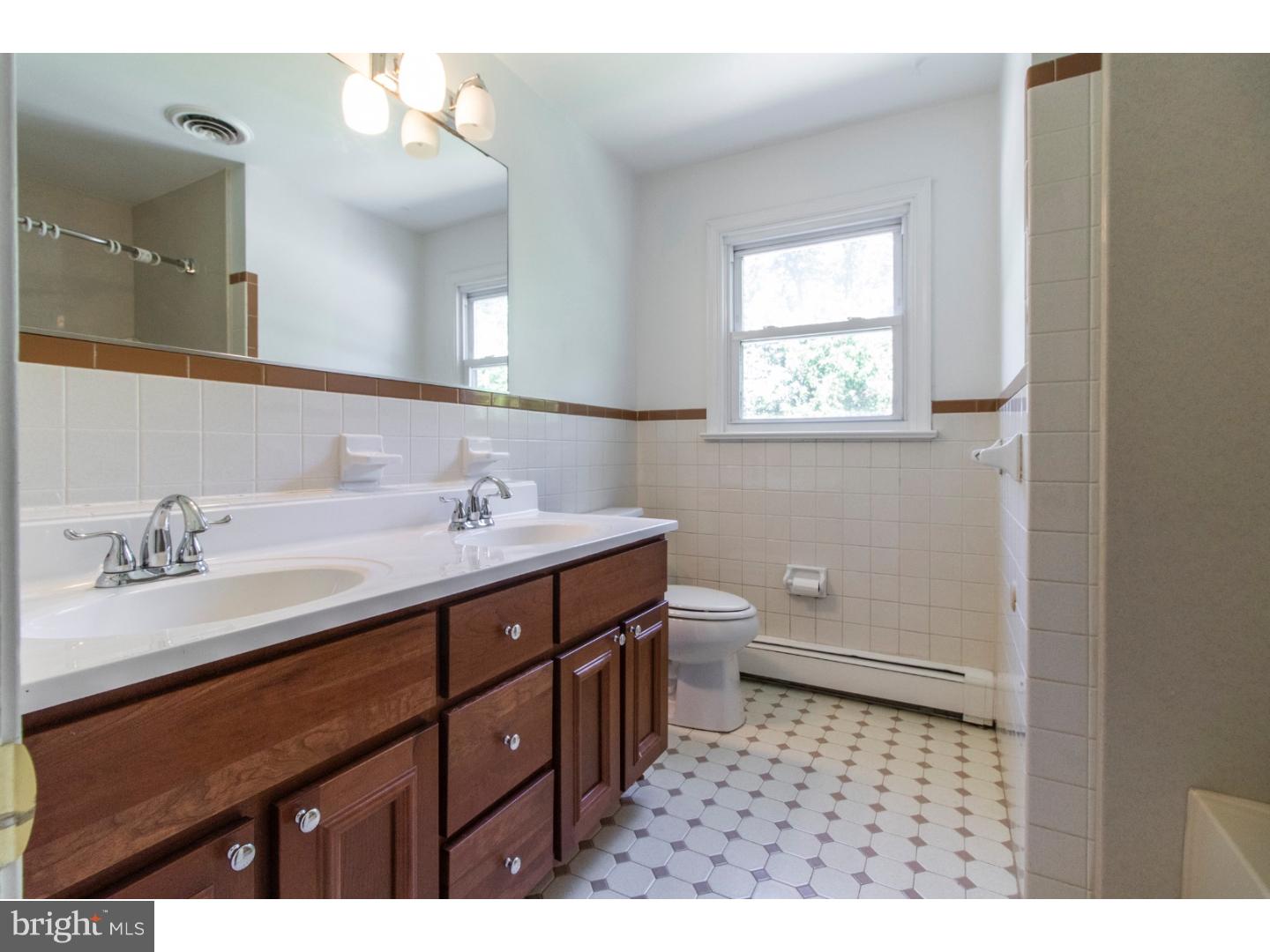 53 Tyrone Road Phoenixville, PA 19460 - Photo 14 of 23 Bathroom