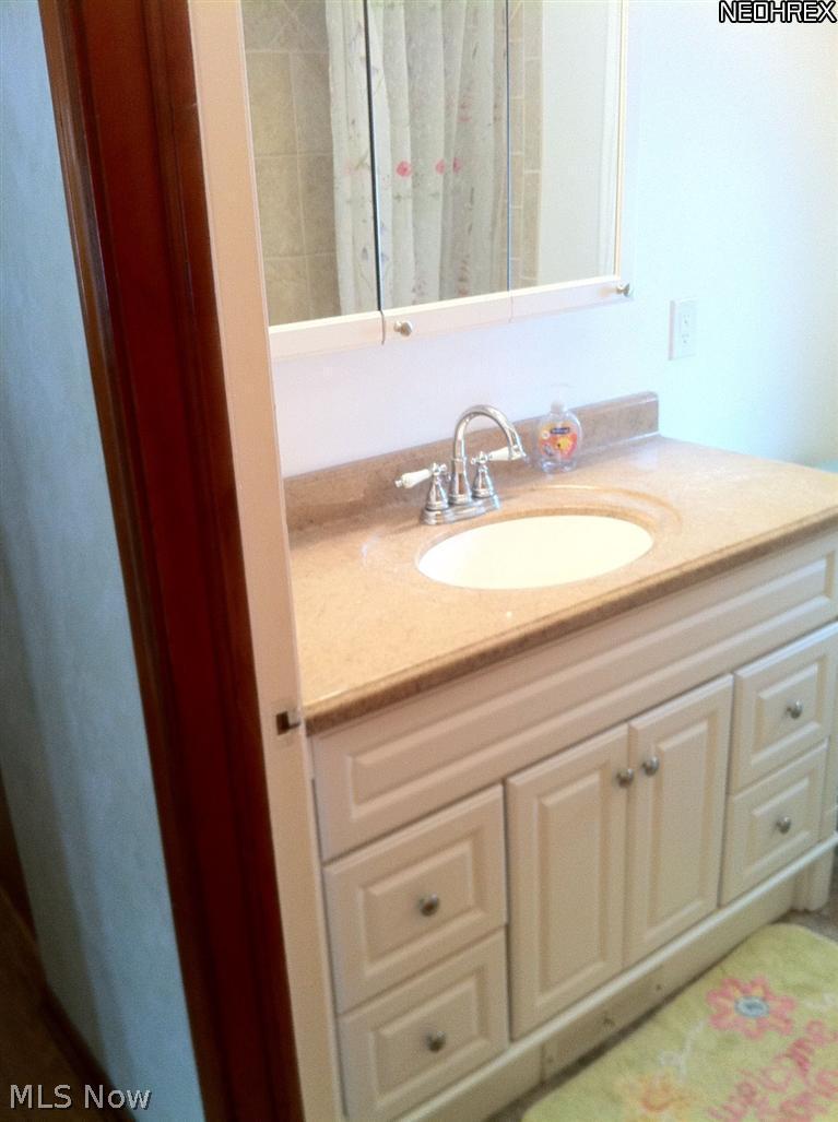 5949 Dunham Road Maple Heights, OH 44137 - Photo 13 of 14