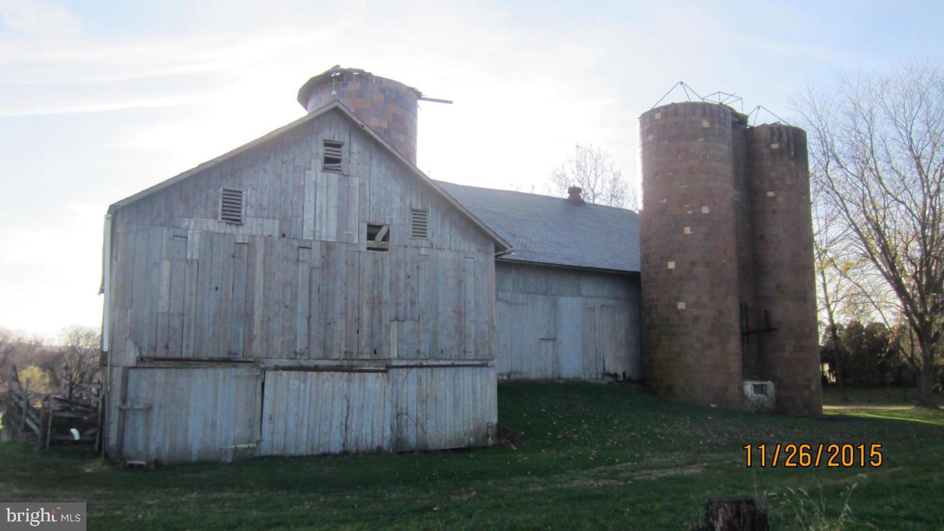 165 Wickersham Road Bainbridge, PA 17502 - Photo 17 of 28 Gallery Image 17