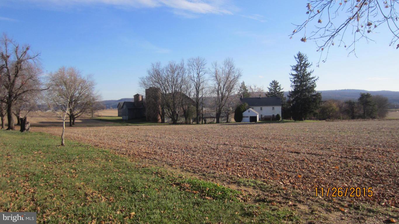 165 Wickersham Road Bainbridge, PA 17502 - Photo 5 of 28 Gallery Image 5