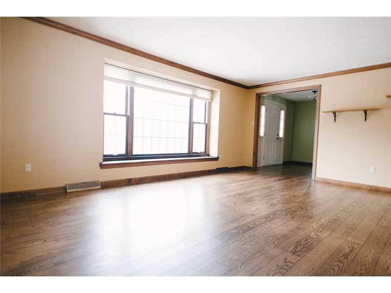 111 Thomas Road Canonsburg, PA 15317 - Photo 2 of 25 Living Room. Tons of natural light in this room with the extra large window.