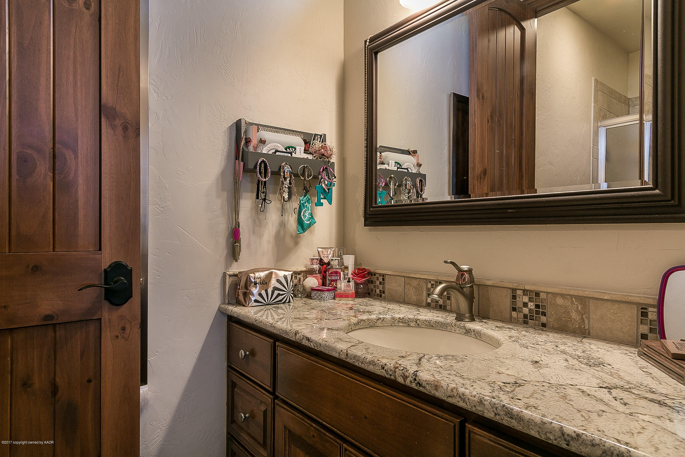 7851 East Lake View Road Amarillo, TX 79118 - Photo 28 of 57 Bathroom 3