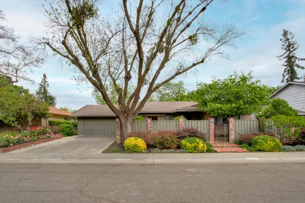 $975,000 | 1018 Plum Lane, Davis, CA 95616