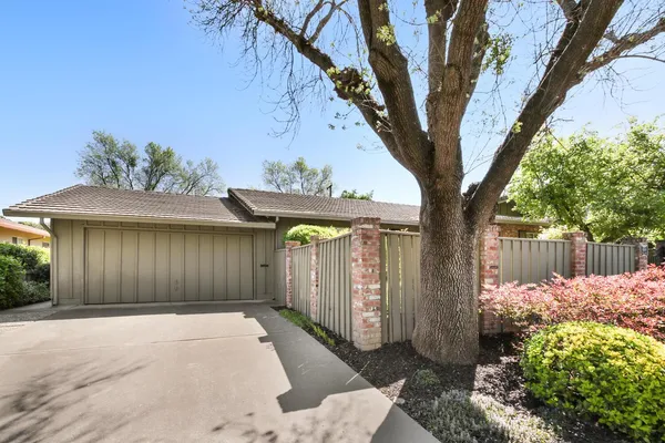 $975,000 | 1018 Plum Lane, Davis, CA 95616