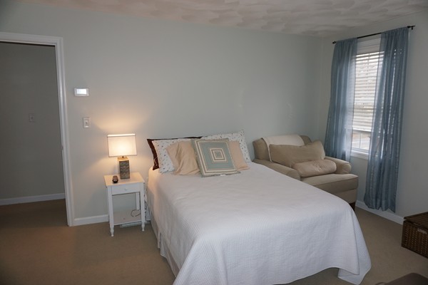 4 Edwards Road Wilmington, MA 01887 - Photo 16 of 29 Gallery Image 16