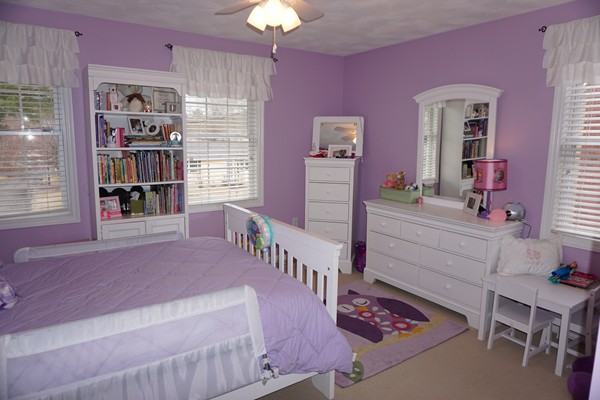 4 Edwards Road Wilmington, MA 01887 - Photo 19 of 29 Gallery Image 19