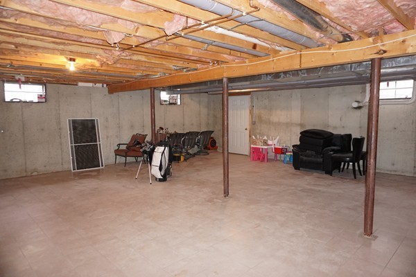 4 Edwards Road Wilmington, MA 01887 - Photo 25 of 29 Gallery Image 25