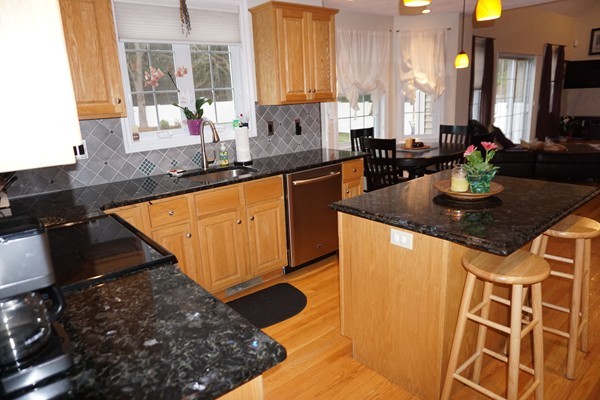 4 Edwards Road Wilmington, MA 01887 - Photo 3 of 29 Gallery Image 3