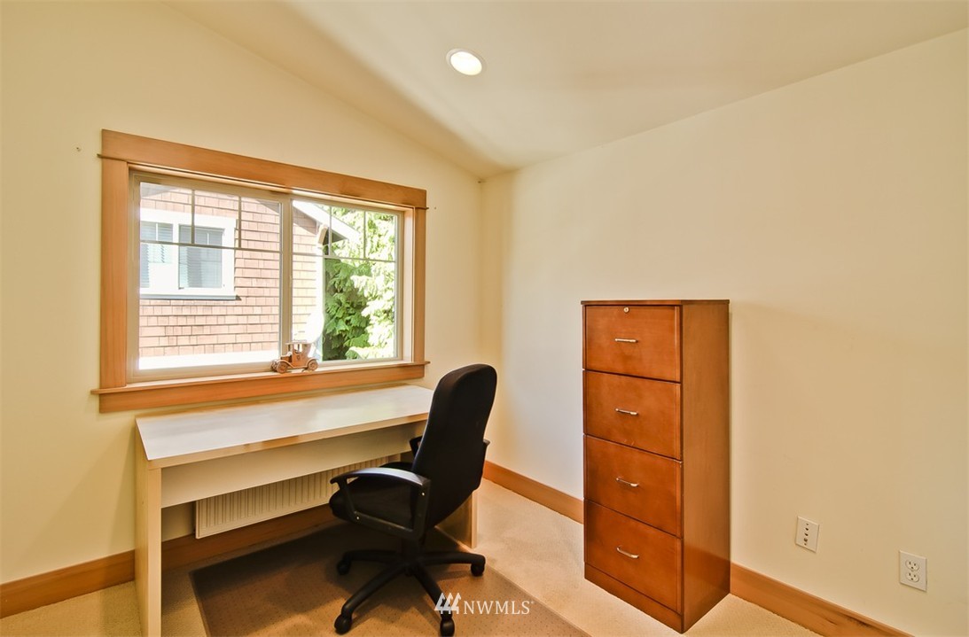 5416 Fauntleroy Way Southwest, Unit A Seattle, WA 98136 - Photo 11 of 13