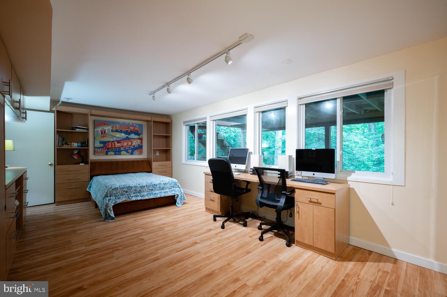8313 Still Spring Court Bethesda, MD 20817 - Photo 29 of 39