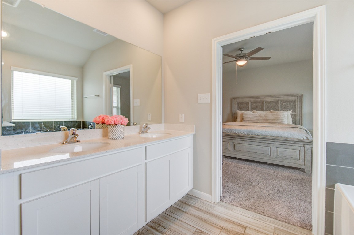 5011 Yellow Rays Trail Katy, TX 77493 - Photo 24 of 47