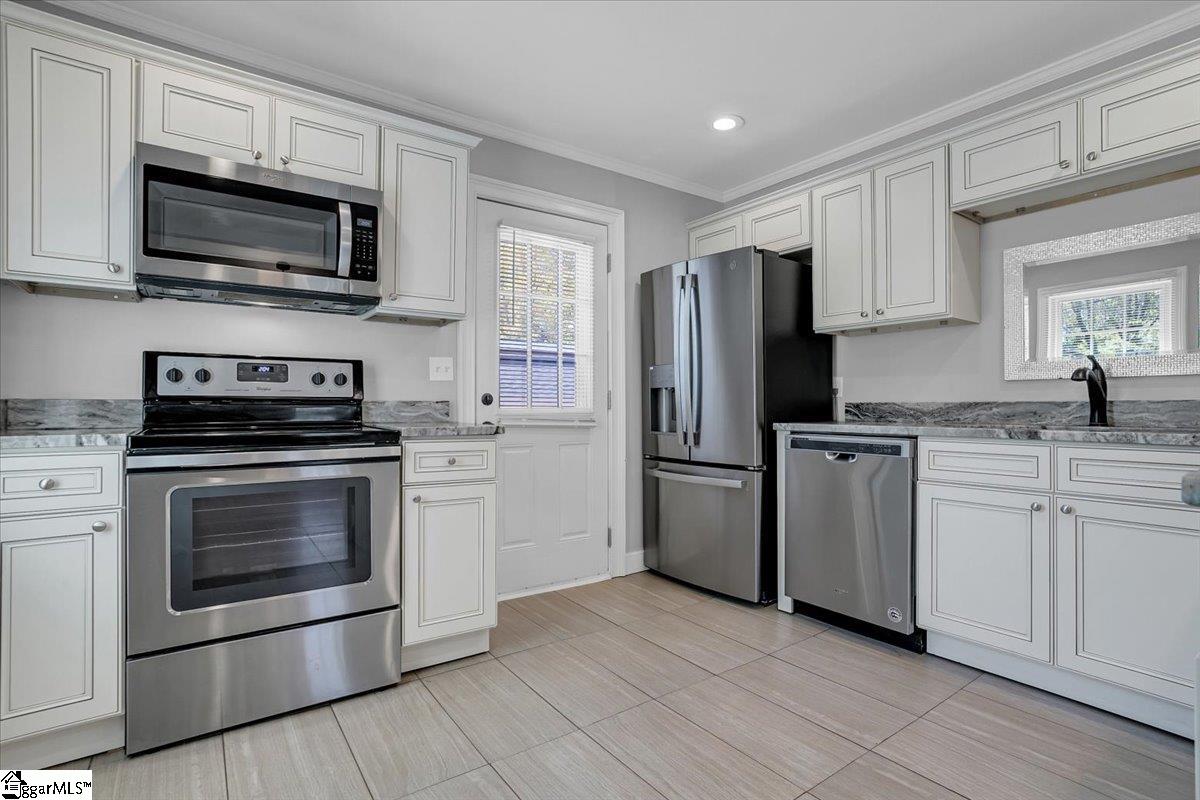 130 Glenn Road Greenville, SC 29607 - Photo 14 of 31 Gallery Image 14