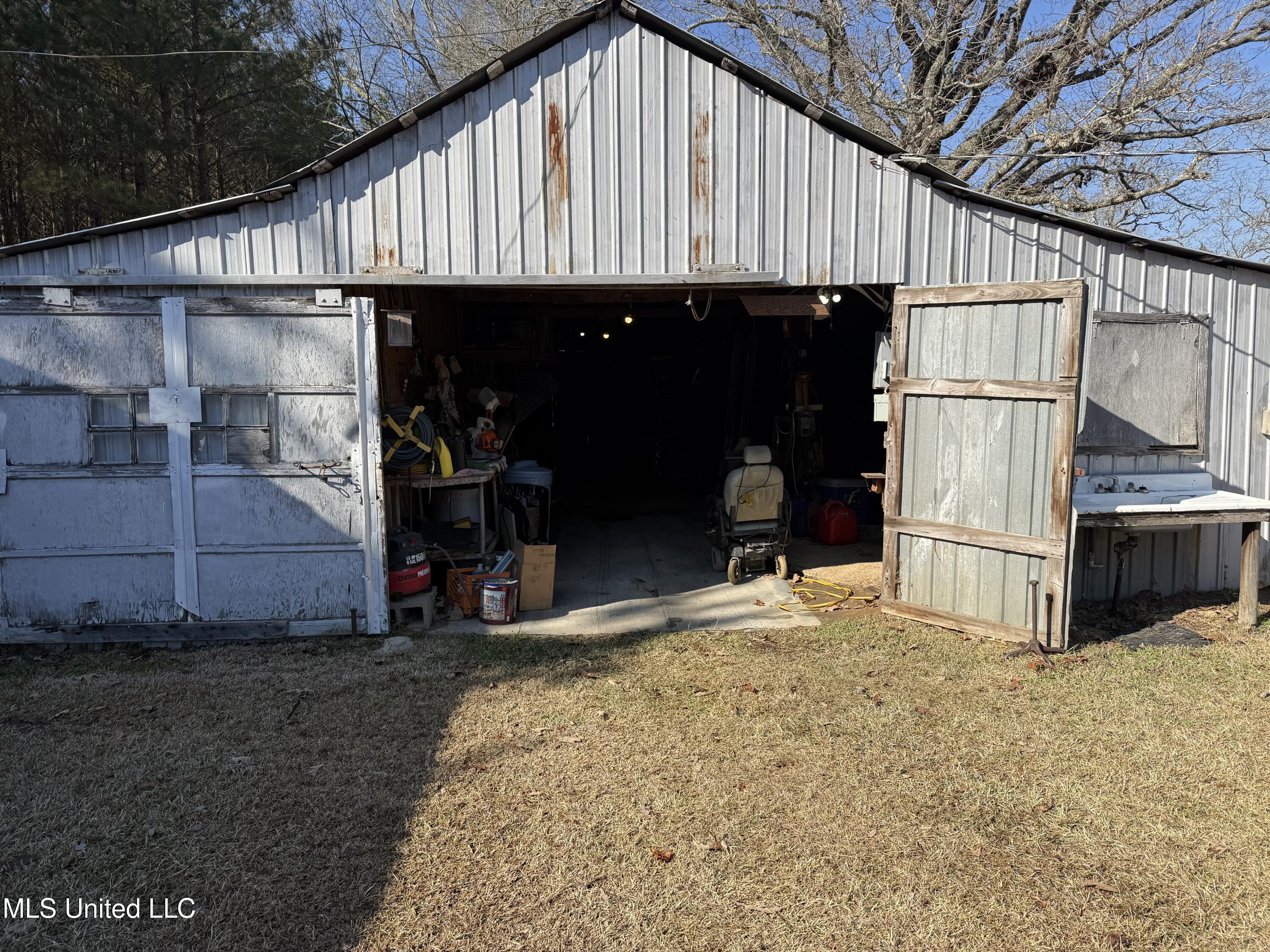 3159 Claude Smith Road Magnolia, MS 39652 - Photo 37 of 43 IMG_9326
