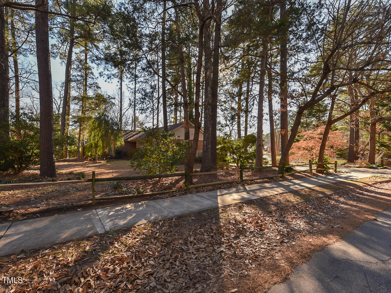 5200 Newhall Road Durham, NC 27713 - Photo 4 of 35 Exterior - front - corner - ok