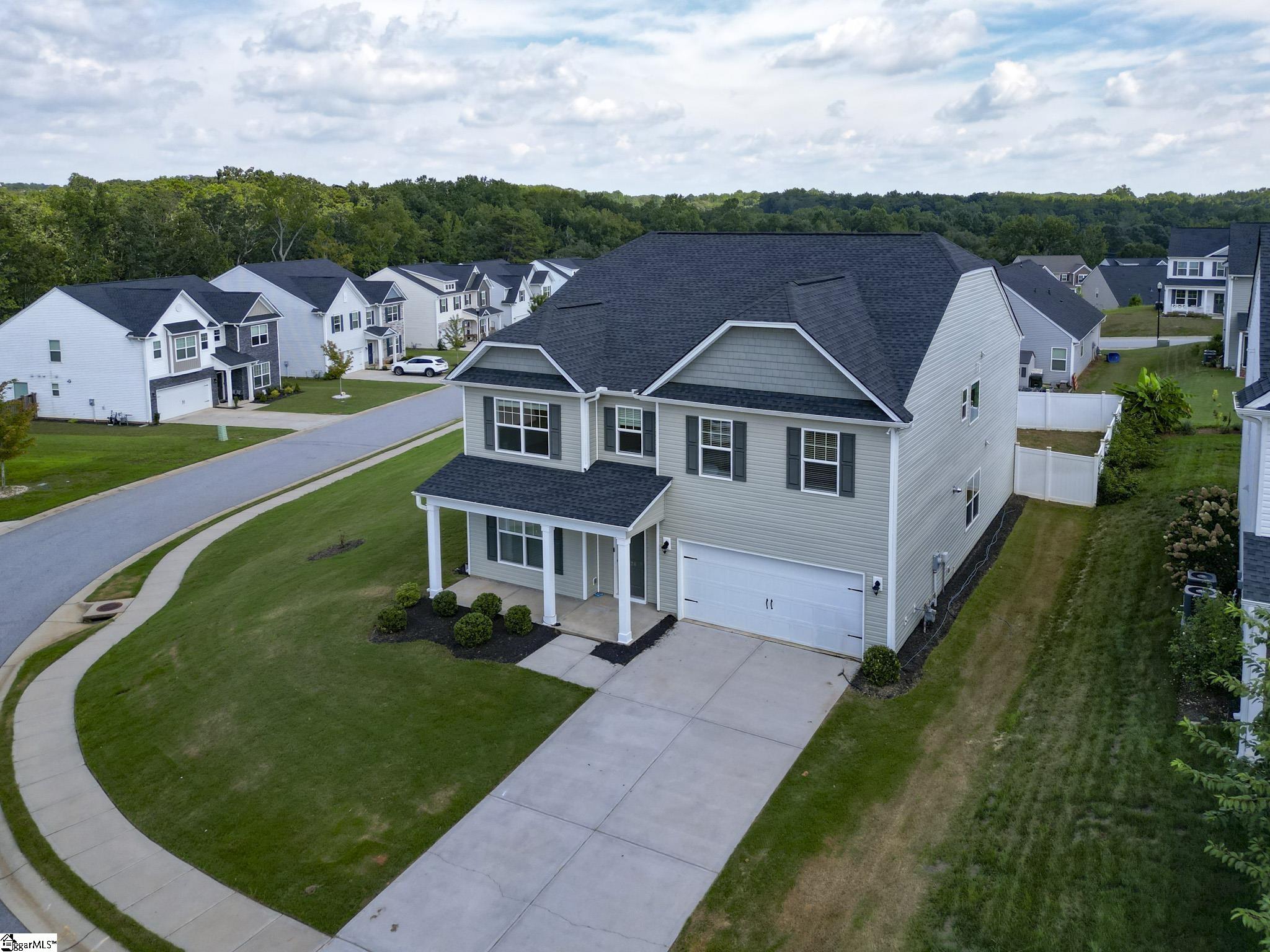 126 Mayfield Crossing Lane Duncan, SC 29651 - Photo 4 of 49