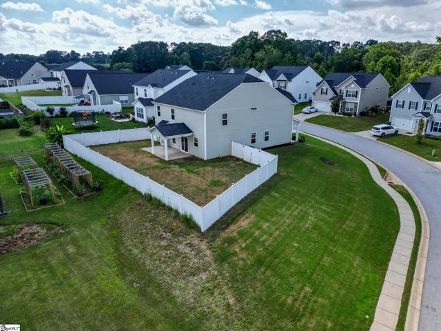 $430,000 | 126 Mayfield Crossing Lane, Duncan, SC 29651