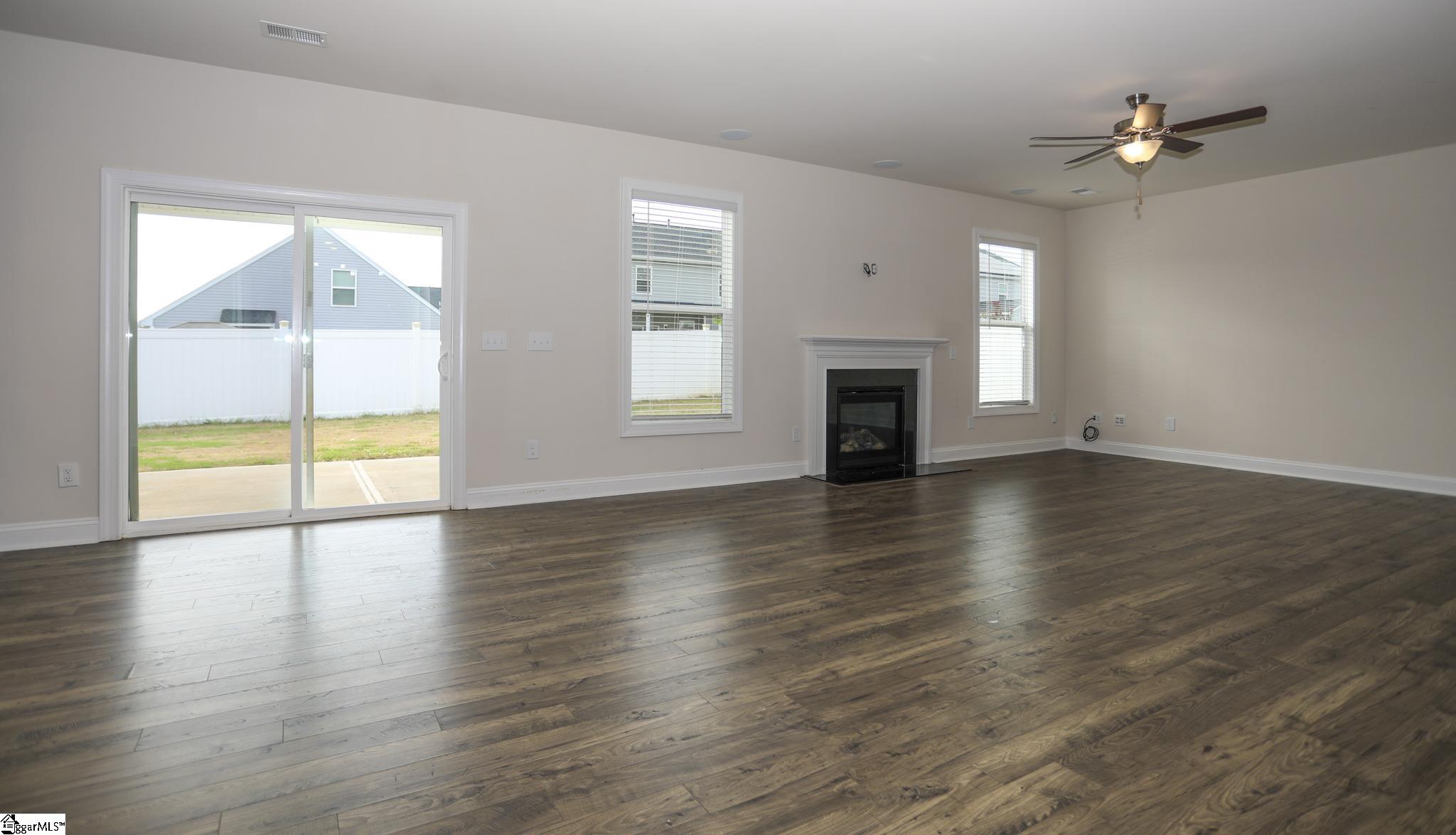 126 Mayfield Crossing Lane Duncan, SC 29651 - Photo 8 of 49