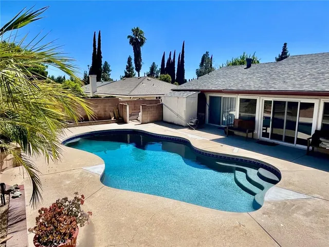 $1,029,000 | 10116 Viking Avenue, Northridge, CA 91324