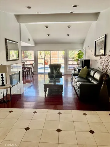 $1,029,000 | 10116 Viking Avenue, Northridge, CA 91324