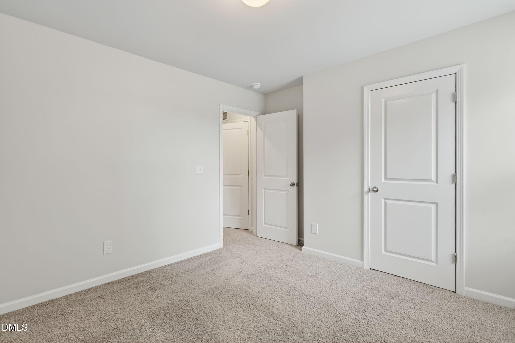 1492 Erwin Road Dunn, NC 28334 - Photo 25 of 34 25-web-or-mls-DSC04057