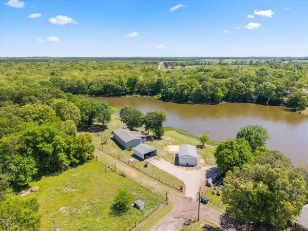 $299,900 | 140 Private Road 5679, Alba, TX 75410