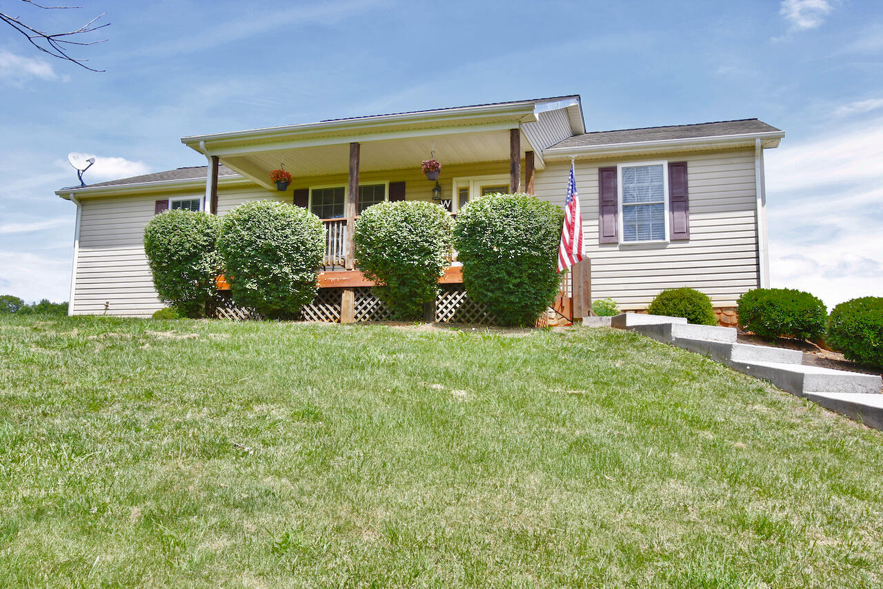 2444 Nemmo Road Vinton, VA 24179 - Photo 2 of 59 a view of a house with backyard and garden