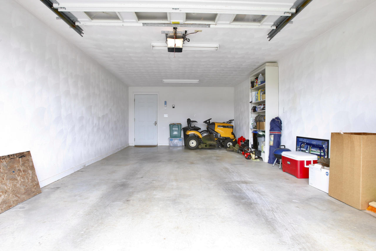2444 Nemmo Road Vinton, VA 24179 - Photo 35 of 59 a view of a room with toys