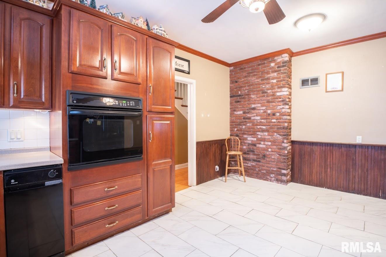 312 North Trivoli Road Trivoli, IL 61569 - Photo 23 of 45