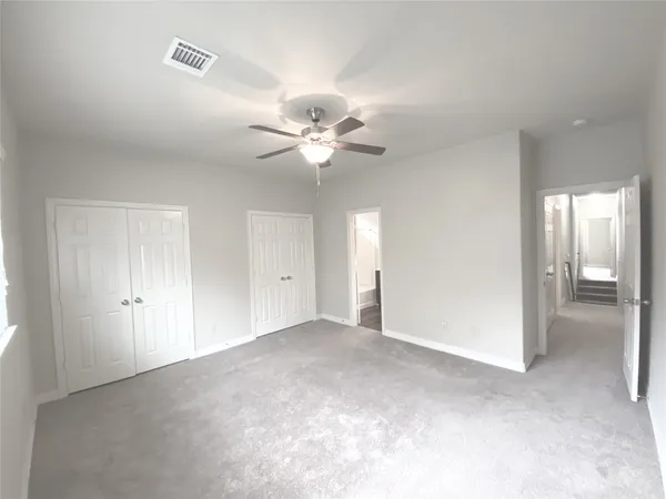 $1,699 | 63 Woodland Hills Drive, Unit 1B, Conroe, TX 77303