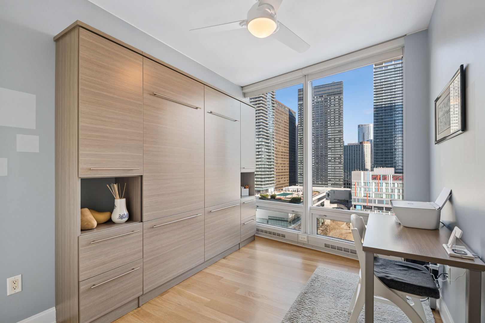 340 East Randolph Street, Unit 1102 Chicago, IL 60601 - Photo 14 of 39