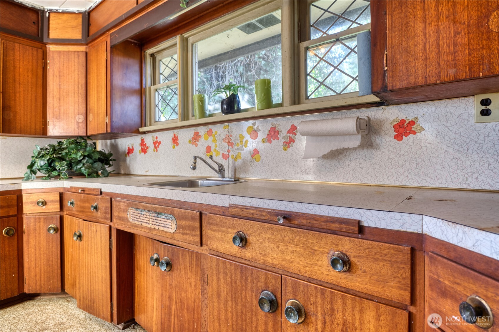 634 South Beach Road Point Roberts, WA 98281 - Photo 5 of 16 Gallery Image 5