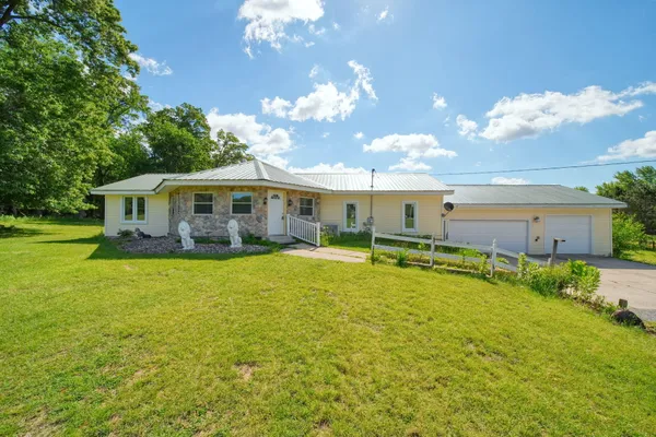 $575,000 | 5995 North Sandstone Road, Jackson, MI 49201