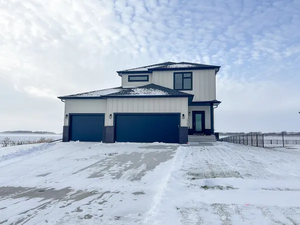 $523,270 | 10189 Concord Drive, Horace, ND 58047