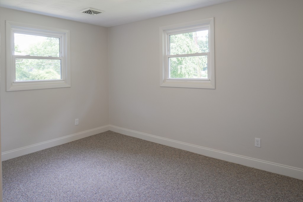 38 Donna Road Framingham, MA 01701 - Photo 16 of 23 Gallery Image 16