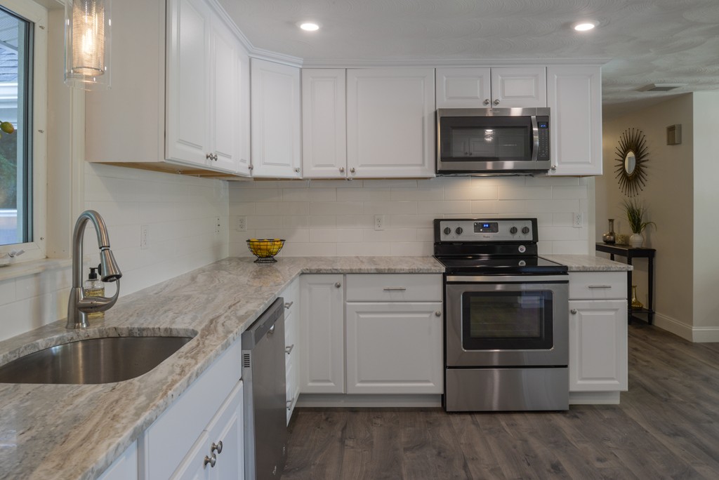 38 Donna Road Framingham, MA 01701 - Photo 10 of 23 Gallery Image 10