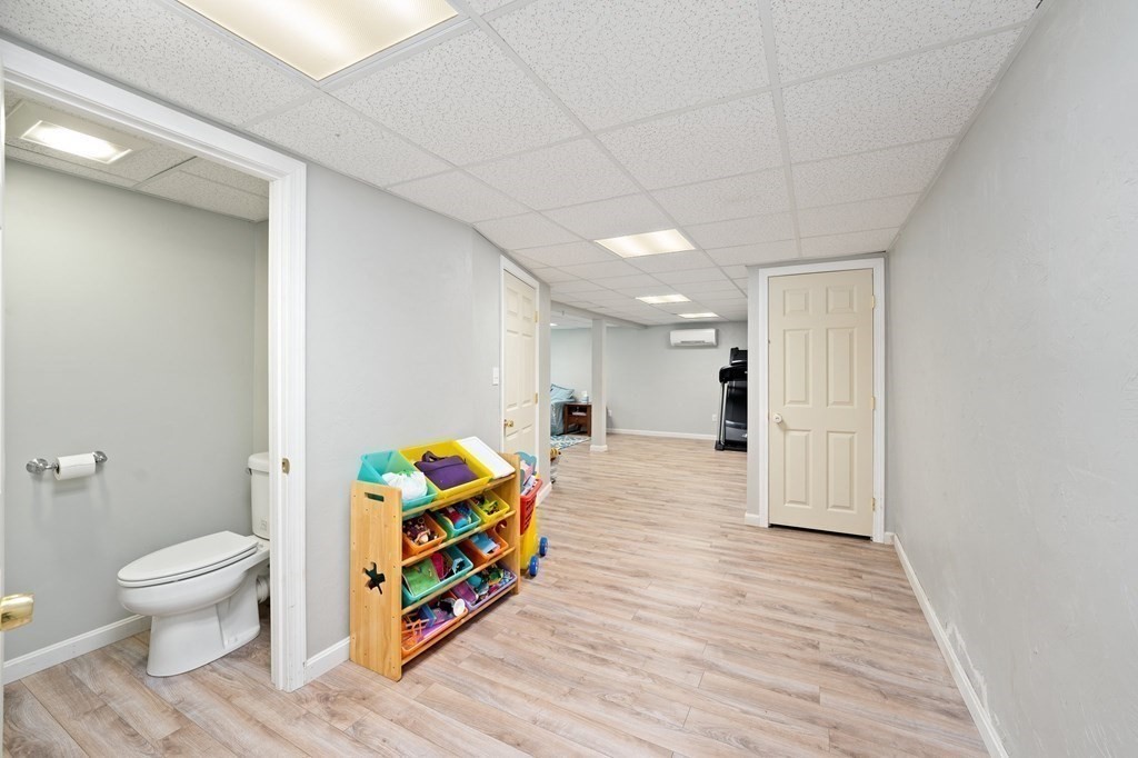 107 Brookfield Road Sturbridge, MA 01518 - Photo 20 of 36 a very nice looking room with wooden floor