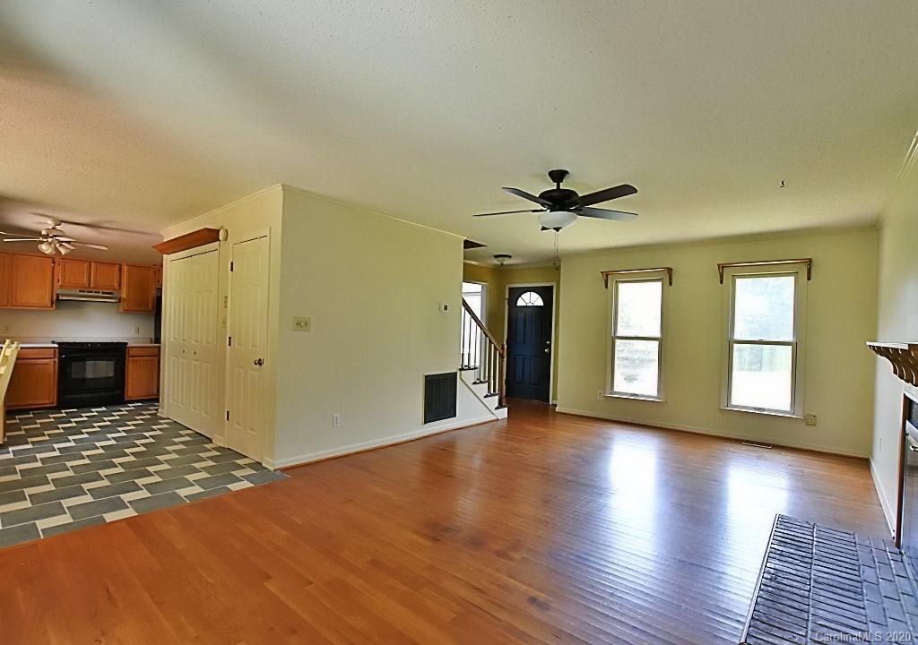 951 Pine Knoll Road Fort Mill, SC 29715 - Photo 7 of 23