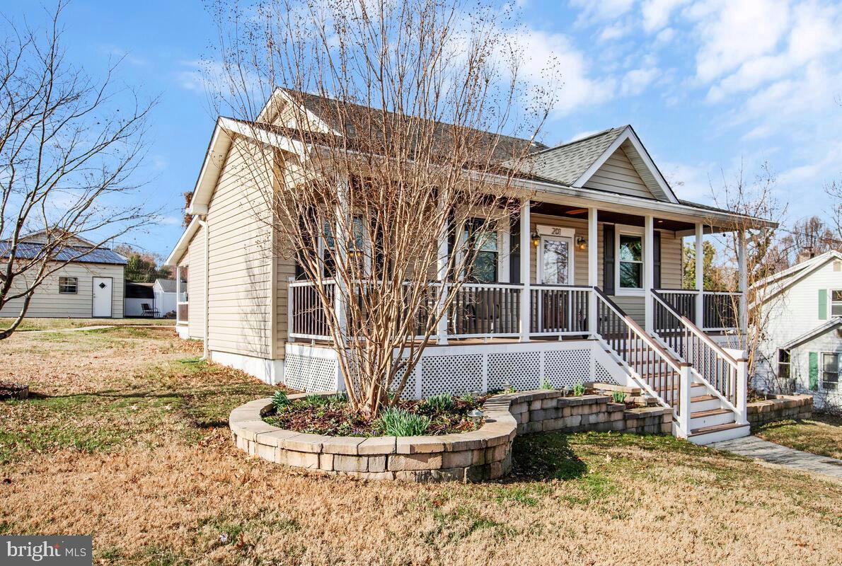 201 Charles Road Linthicum Heights, MD 21090 - Photo 3 of 50 Linthicum Beauty