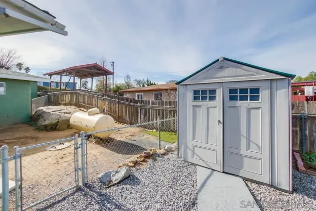 a view of outdoor space yard and patio
