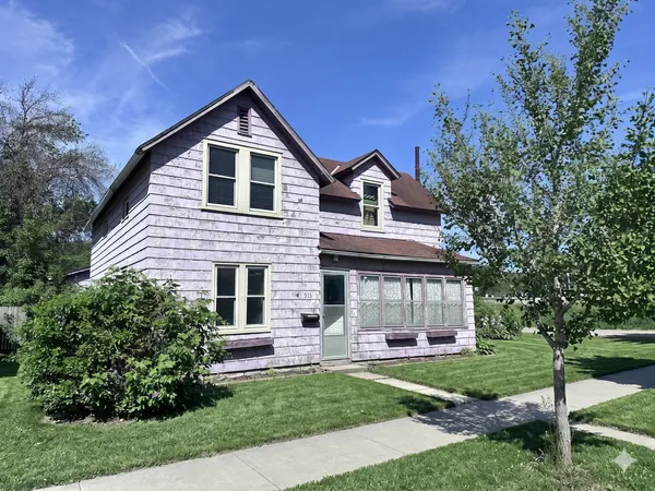 $199,900 | 515 North Cedar Street, Chaska, MN 55318