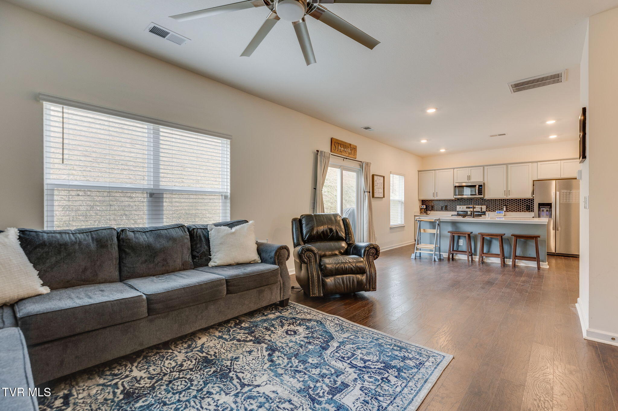 2556 Bridgeforth Crossing Kingsport, TN 37664 - Photo 11 of 35 011