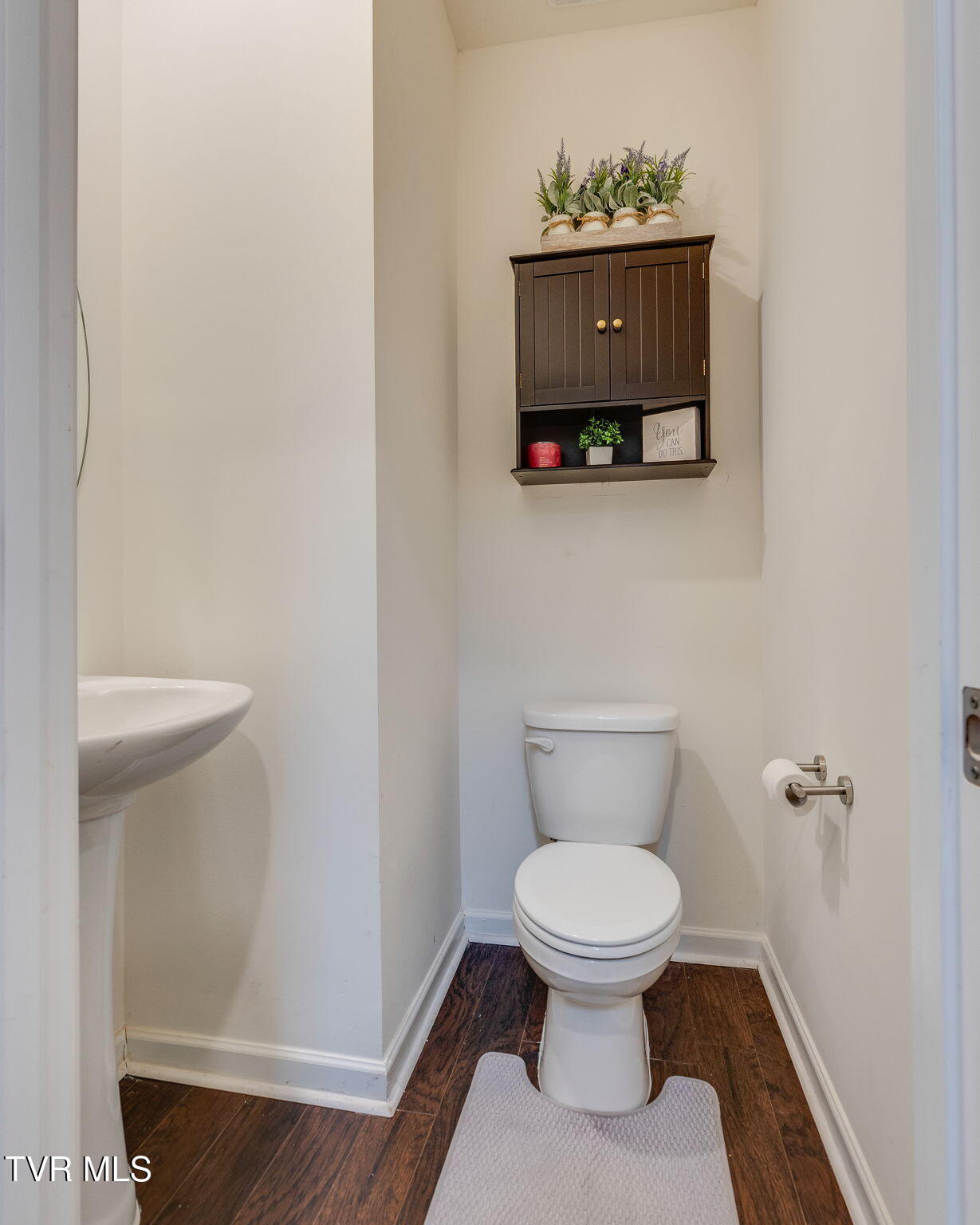 2556 Bridgeforth Crossing Kingsport, TN 37664 - Photo 15 of 35 015