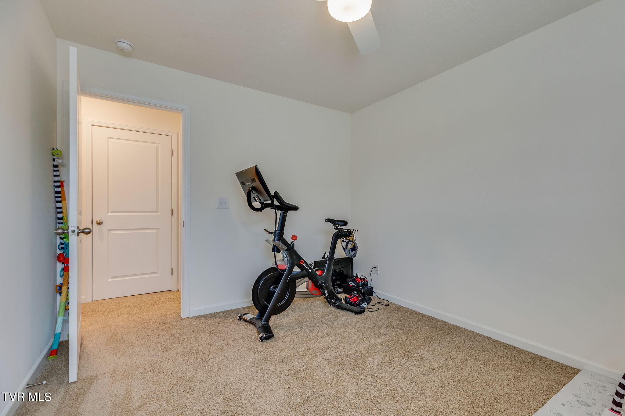 2556 Bridgeforth Crossing Kingsport, TN 37664 - Photo 29 of 35 029